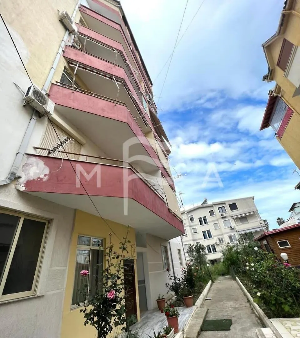 Nirvana 652 Golem  Kro Golem (Tirana)